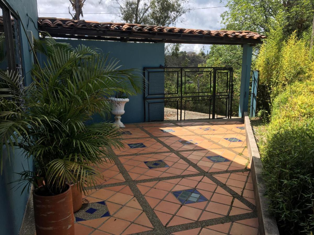 הוילה Casa Galeria Guatapé מראה חיצוני תמונה
