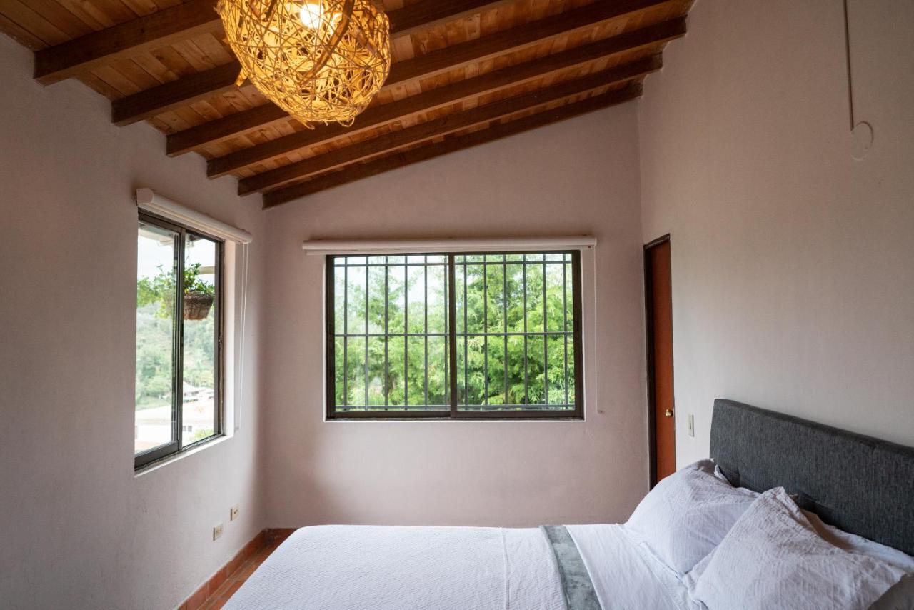 הוילה Casa Galeria Guatapé מראה חיצוני תמונה